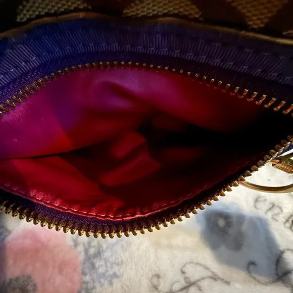 Coach special edition purple gold stars poppy purse on signature canvas preowned - Picture 17 of 17